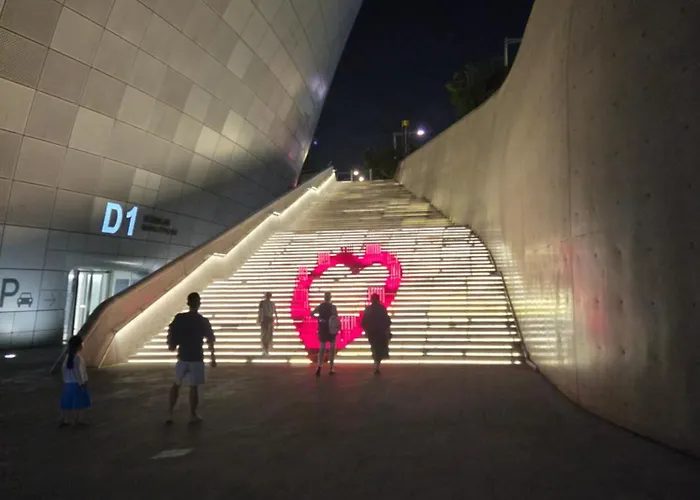Myeongdong, Gwanghwamun, Jongno, Ddp, Namsan